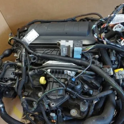 Peugeot 5008 2.0 HDi Dizel Dolu  Çıkma Motor